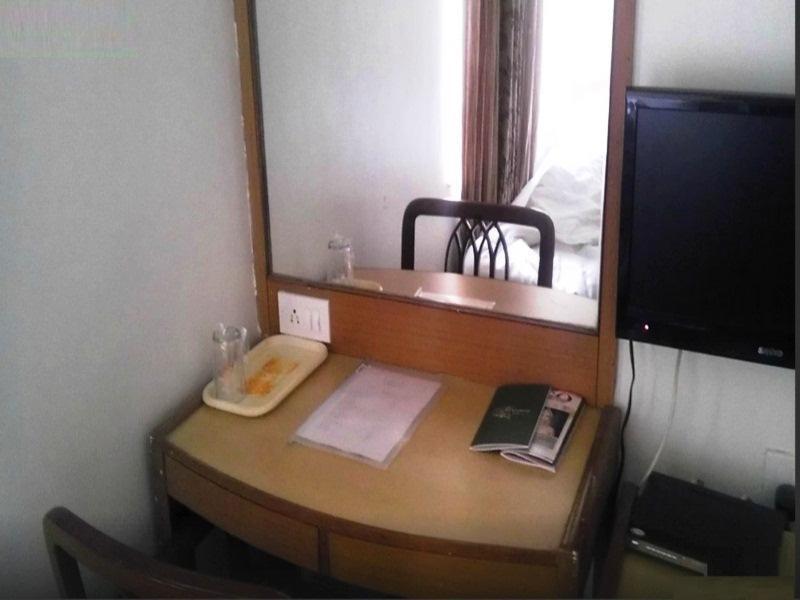The Ambience Hotel Pune Bagian luar foto
