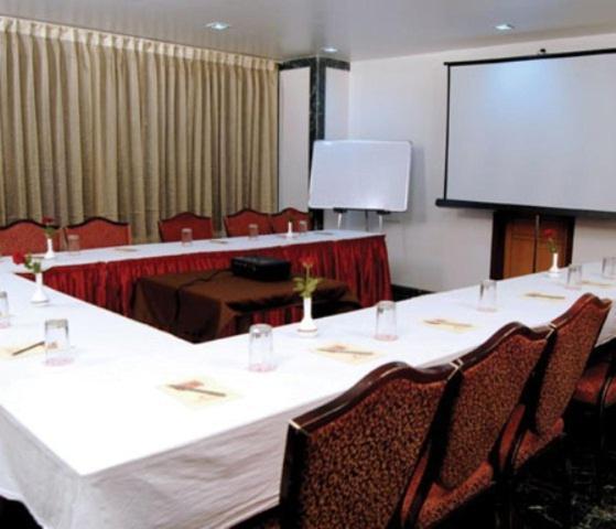 The Ambience Hotel Pune Bagian luar foto