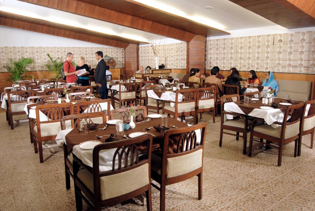 The Ambience Hotel Pune Bagian luar foto